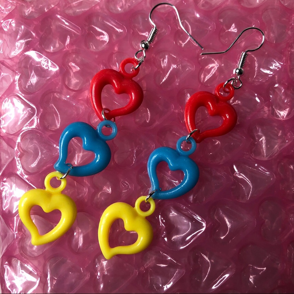 handmade primary color heart dangly earrings ☆彡